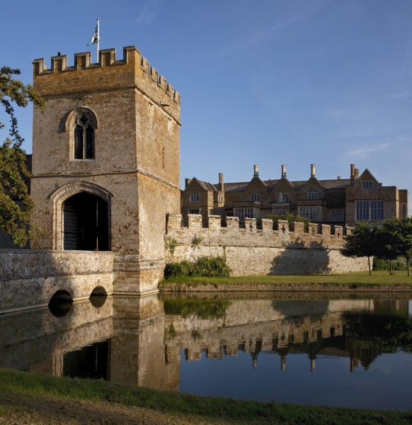 Broughton Castle